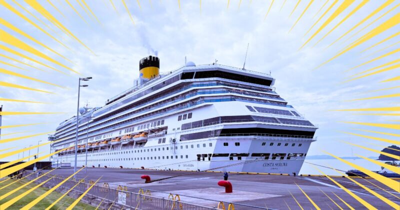くまモンポート八代に寄港したコスタ・セレーナ
