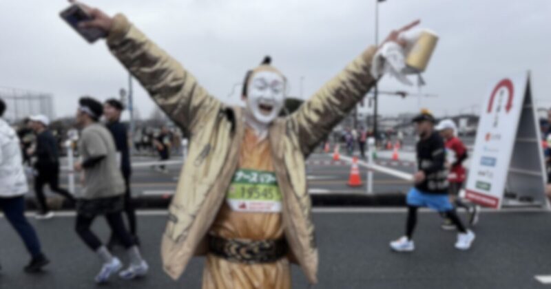 カメラに向かってポーズまで取ってくれた、サービス精神溢れるマツケン